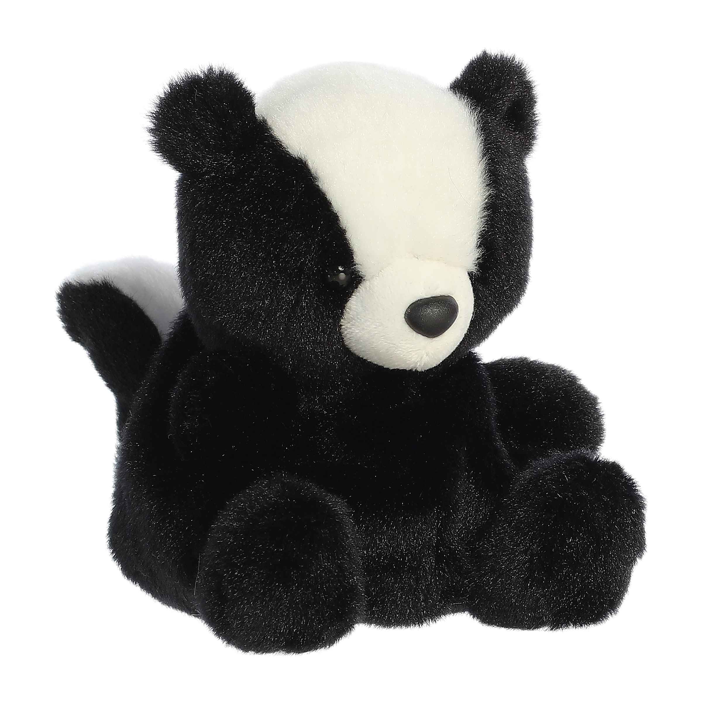 Aurora Scout Skunk Palm Pals 5" Plush Kawaii Gifts 092943339279