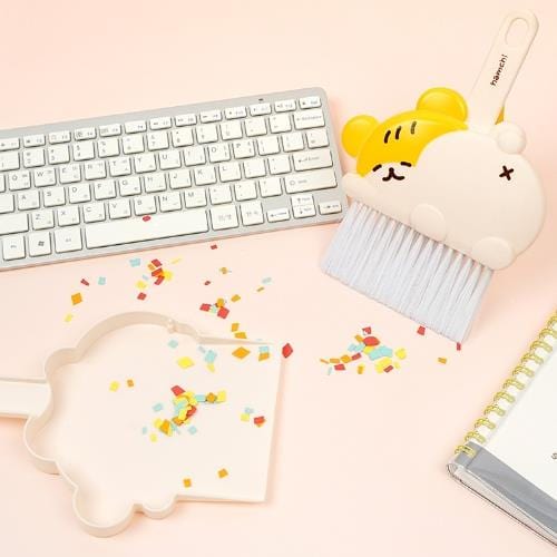 BeeCrazee Hamchi Hamster Mini Broom and Dustpan Set Kawaii Gifts