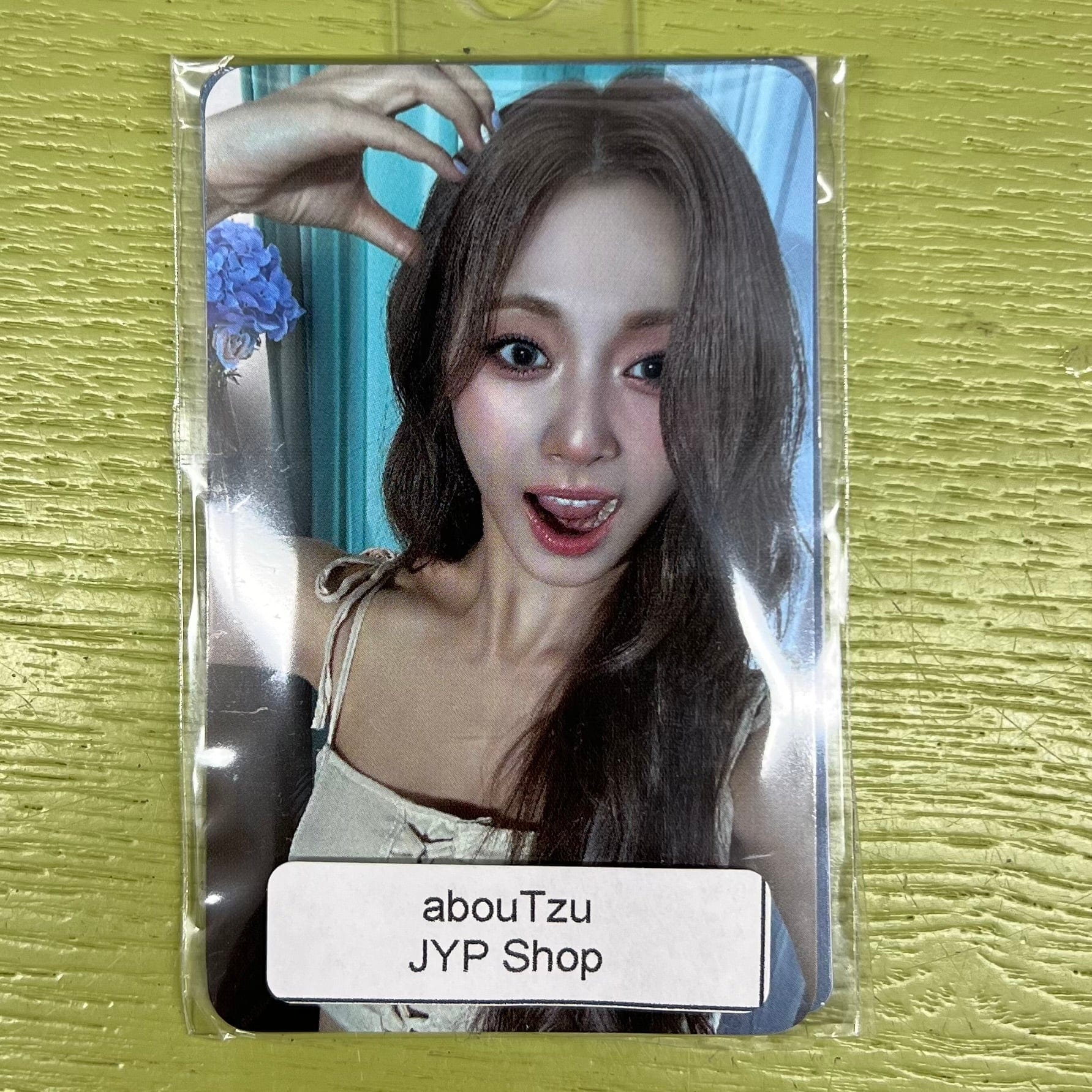 Korea Pop Store TWICE Miscellaneous Pre-Order Benefit Photocard abouTzu JYP Shop Ear Kawaii Gifts 04953302