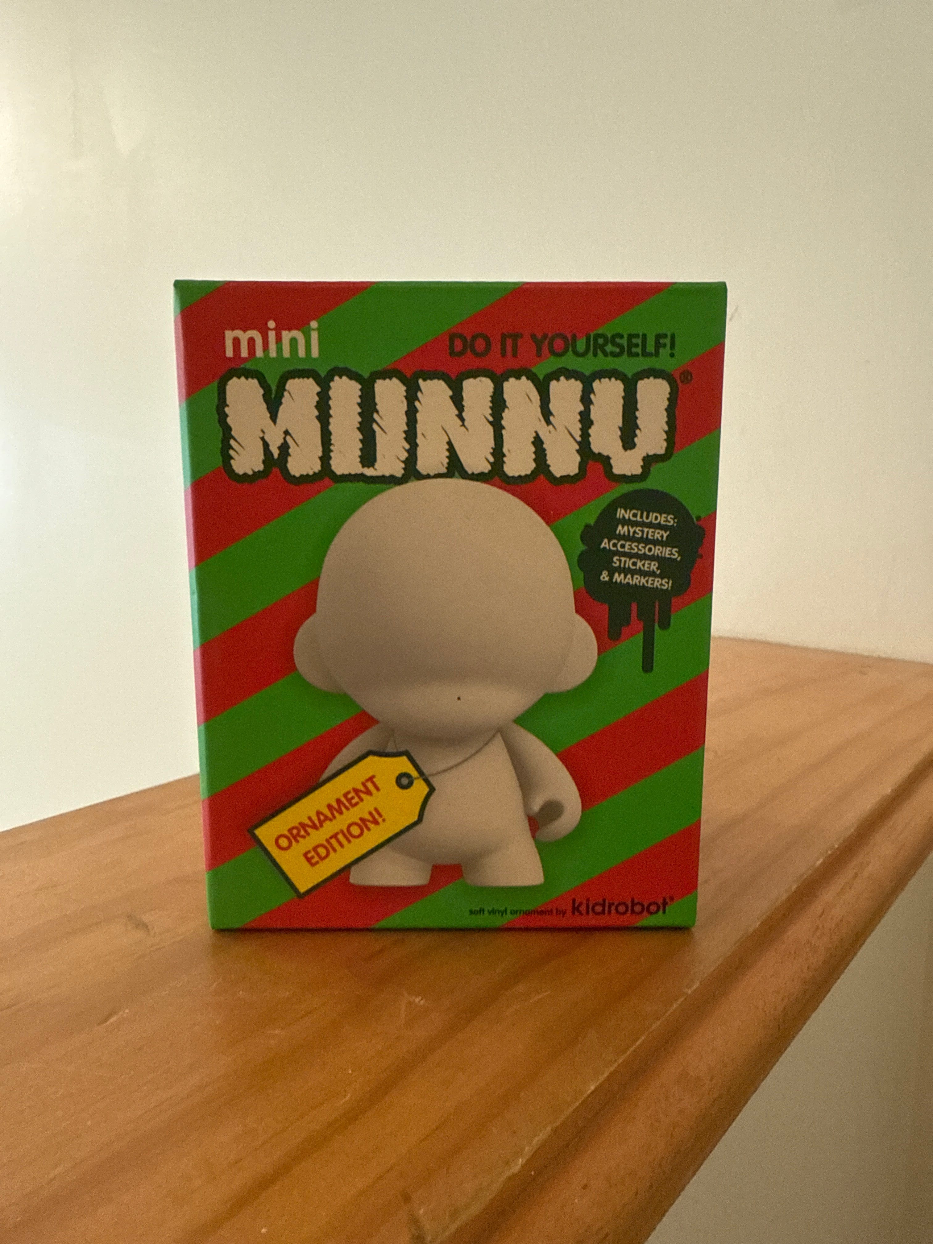 NECA Holiday Ornament Edition Mini Munny DIY 4" Vinyl with Mystery Accessory Kawaii Gifts 91537622