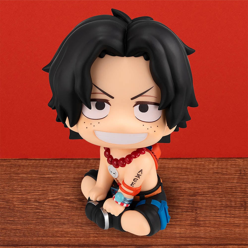 Ultra Tokyo Connection Lookup ONE PIECE Portgas D. Ace Kawaii Gifts 4535123840104