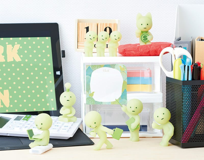 Dreams USA Smiski @ Work 3" GID Figure Surprise Box Kawaii Gifts 4542202664018