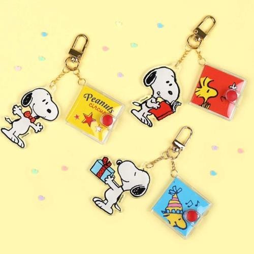 BeeCrazee Peanuts Snoopy Acrylic Keychains Kawaii Gifts