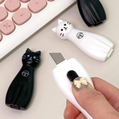 BeeCrazee Sitting Cat Mini Cutter Utility Knife Kawaii Gifts 8809730788491