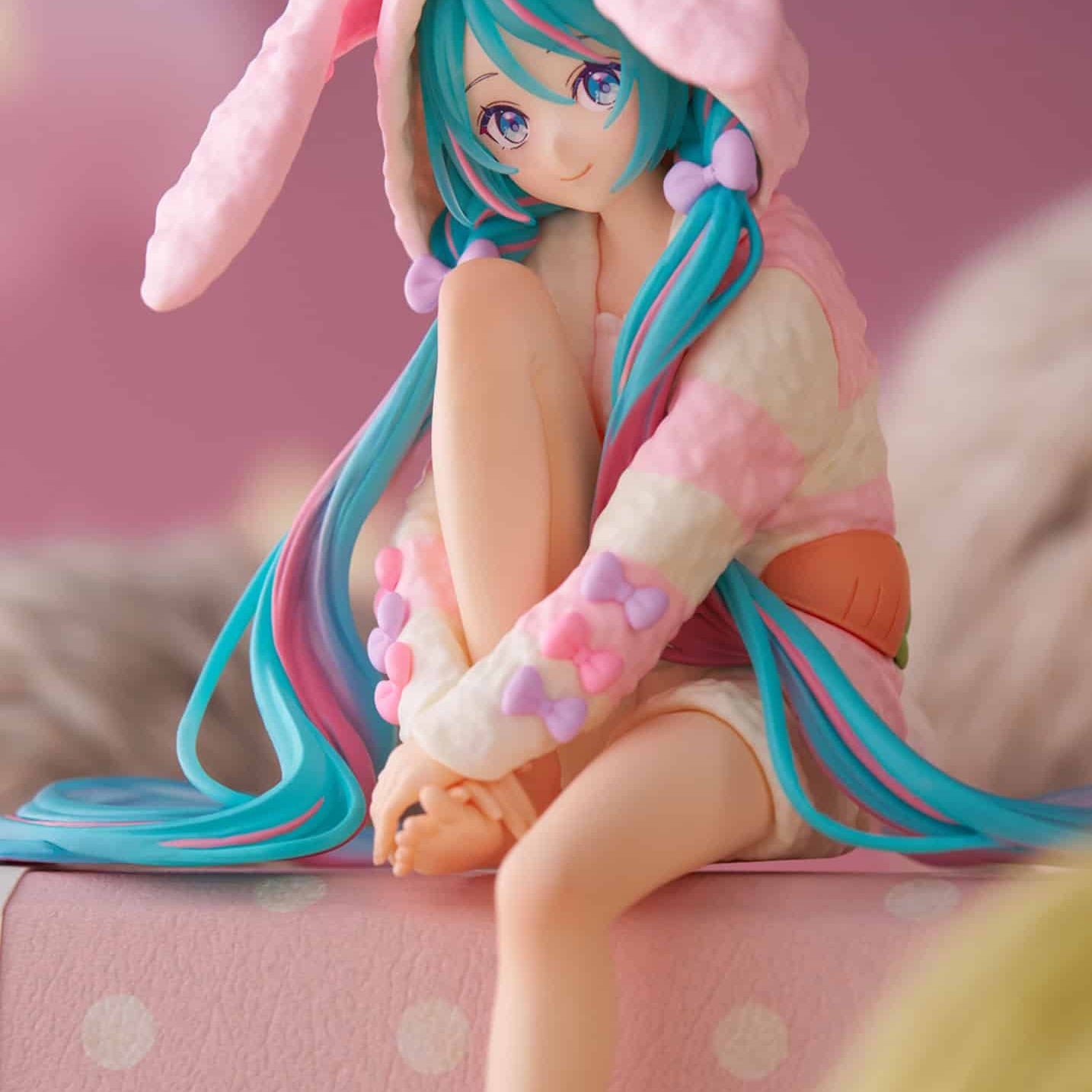 Clever Idiots Hatsune Miku Rabbit Ear Hooded Pajama Noodle Stopper Figure Kawaii Gifts 4582782364083