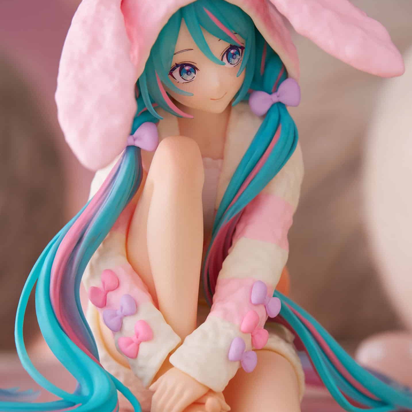 Clever Idiots Hatsune Miku Rabbit Ear Hooded Pajama Noodle Stopper Figure Kawaii Gifts 4582782364083