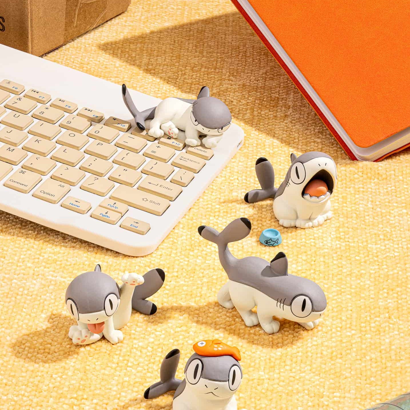 Clever Idiots Sharkitty Surprise Mini Figure Blind Box Kawaii Gifts 4571670331733