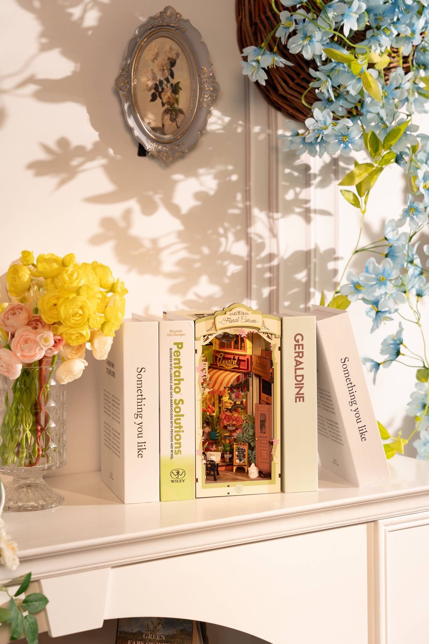 Hands Craft DIY Book Nook Kit: Floral Corner with Dust Cover Kawaii Gifts