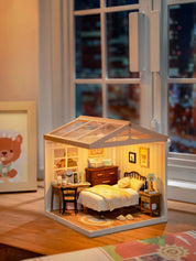 Hands Craft DIY Miniature House Kit: Sweet Dream Bedroom Kawaii Gifts 810101581137