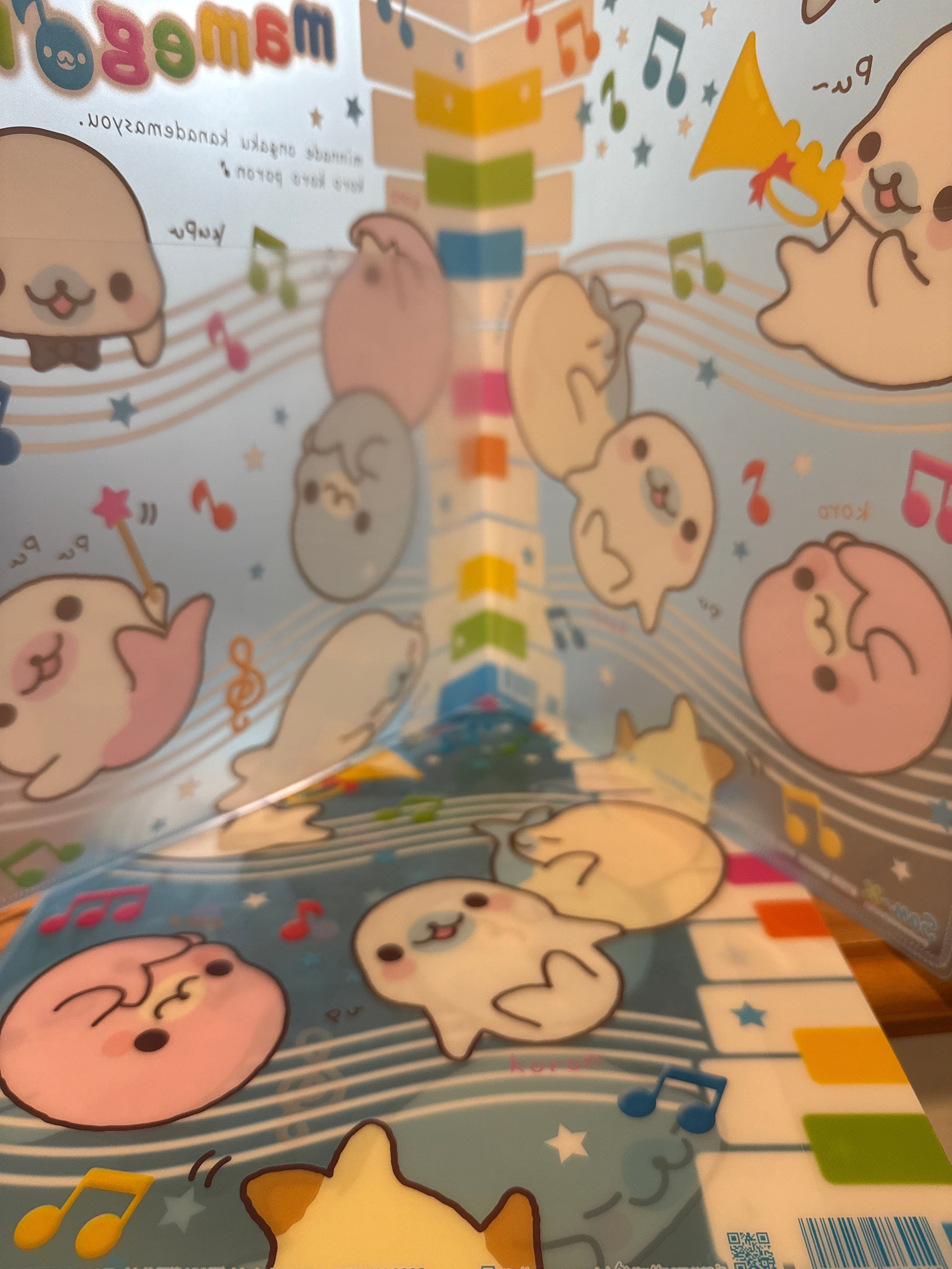 Kawaii Import San-X Mamegoma Piano Key Board 2-Pocket Portfolio Plastic File Folder (2008) Kawaii Gifts 4974413486910