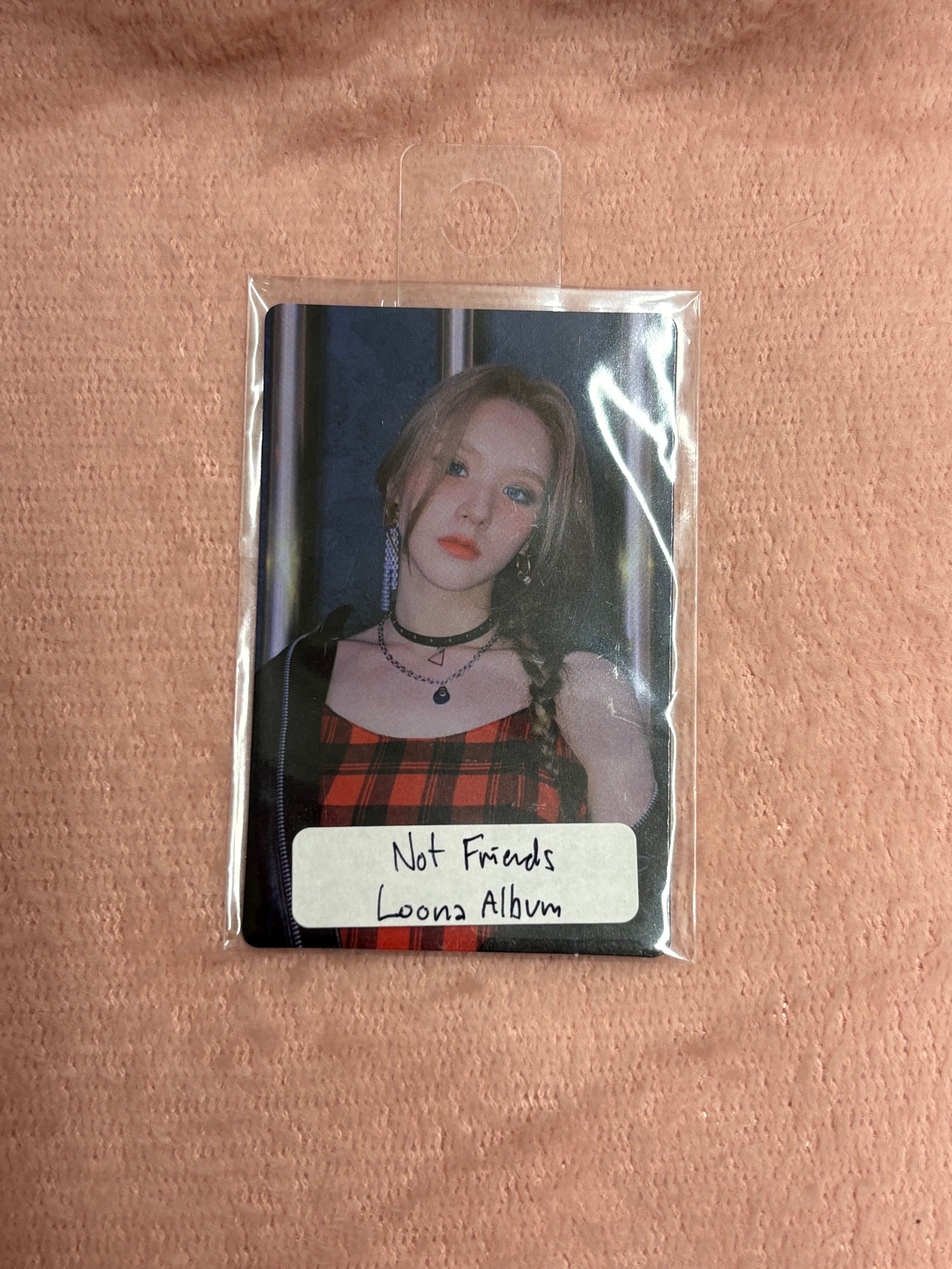 Album Photocard Loona - Not Friends – Kawaii Gifts
