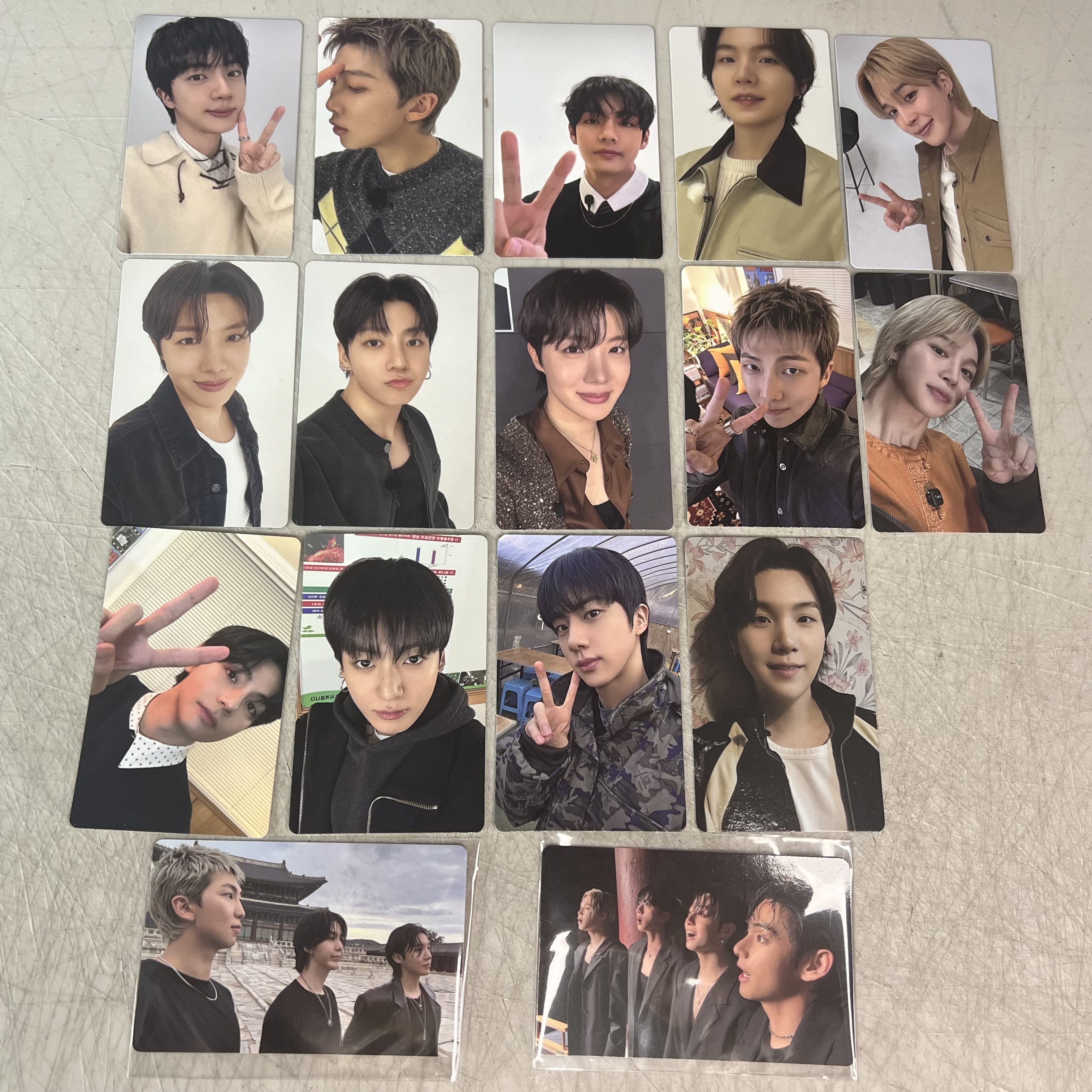 Korea Pop Store BTS - Arirang Weverse Early Bird POBs Kawaii Gifts