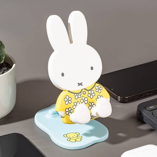 Lucia's K-Wonderland Miffy Figure Phone Grip with a Stand Decoration Surprise Box Kawaii Gifts 8809822974016