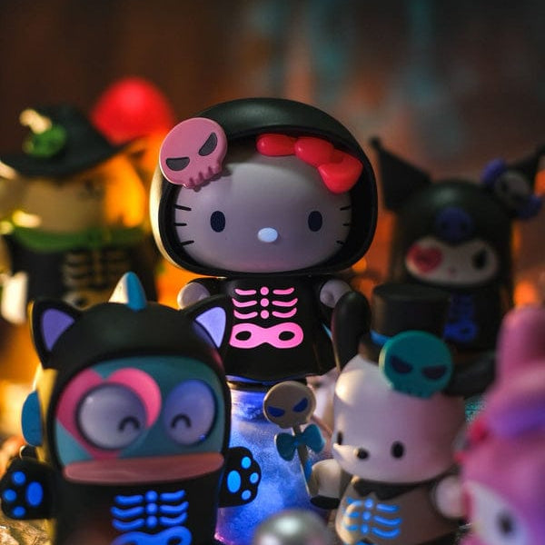 M-Funbox Sanrio Halloween Mischief Night Glow-in-the-Dark Surprise Wind-Up Figure Blind Box Kawaii Gifts