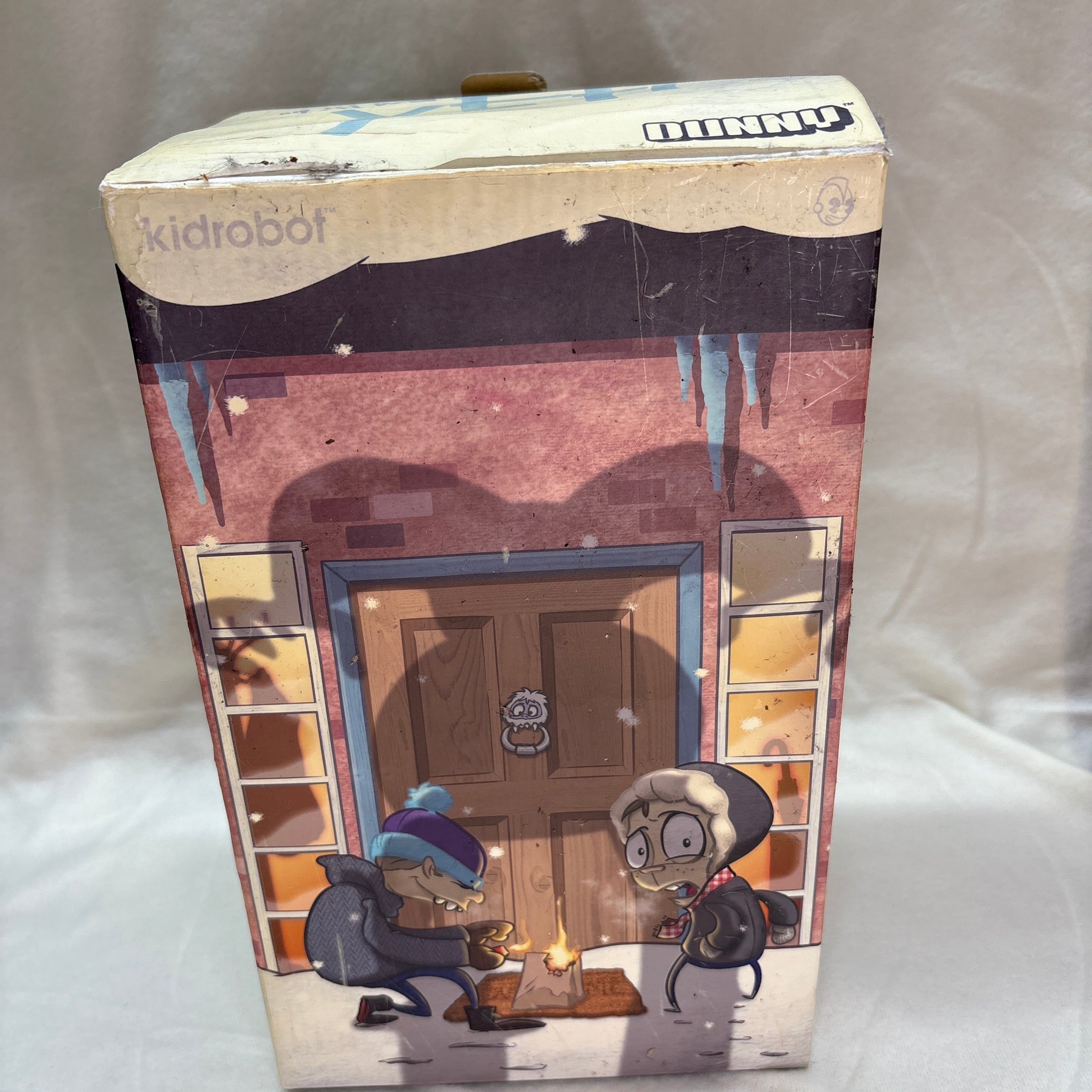NECA DAMAGED BOX Yeti Dunny 8" Blue Version by Pause & Kidrobot Kawaii Gifts 883975129651