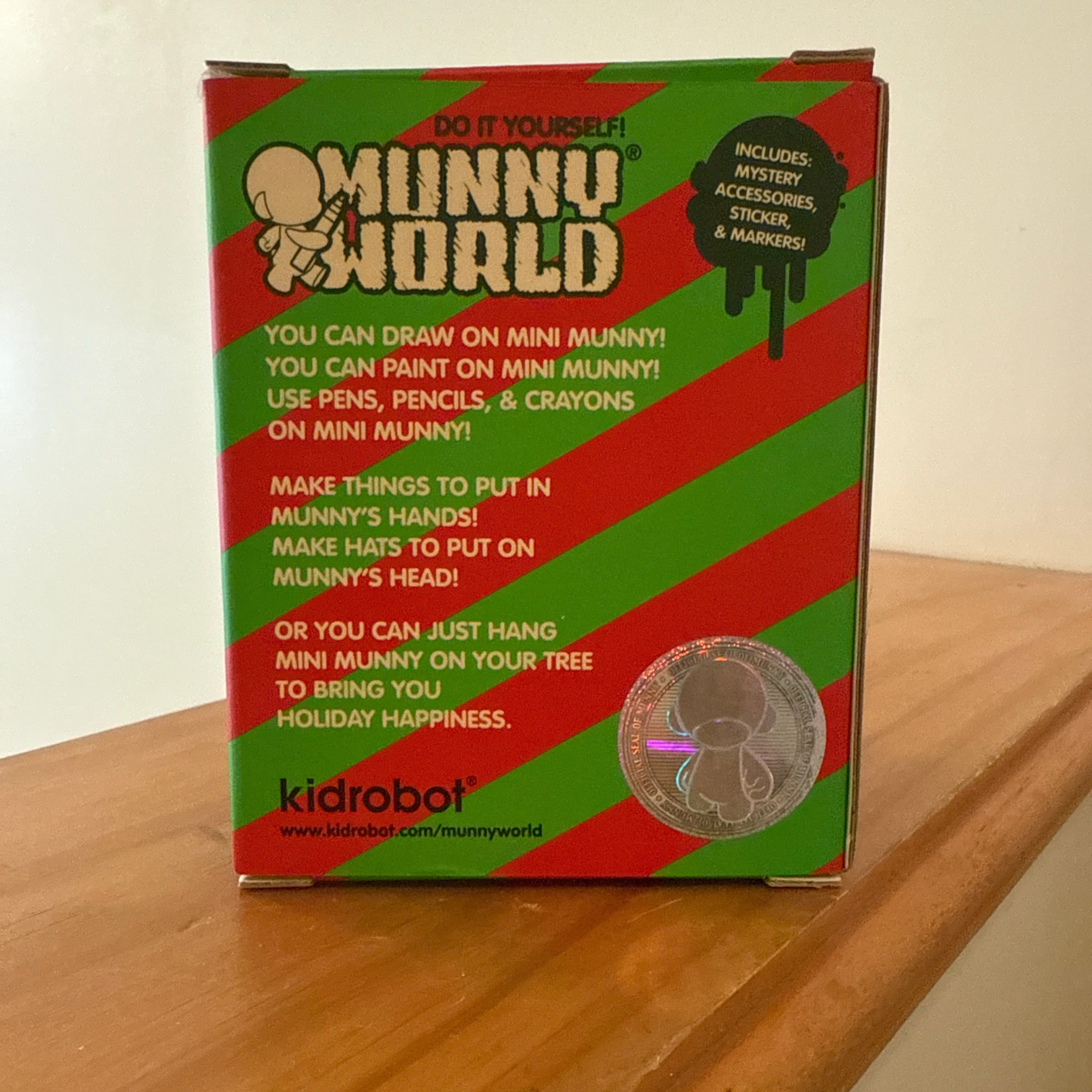 NECA Holiday Ornament Edition Mini Munny DIY 4" Vinyl with Mystery Accessory Kawaii Gifts 91537622
