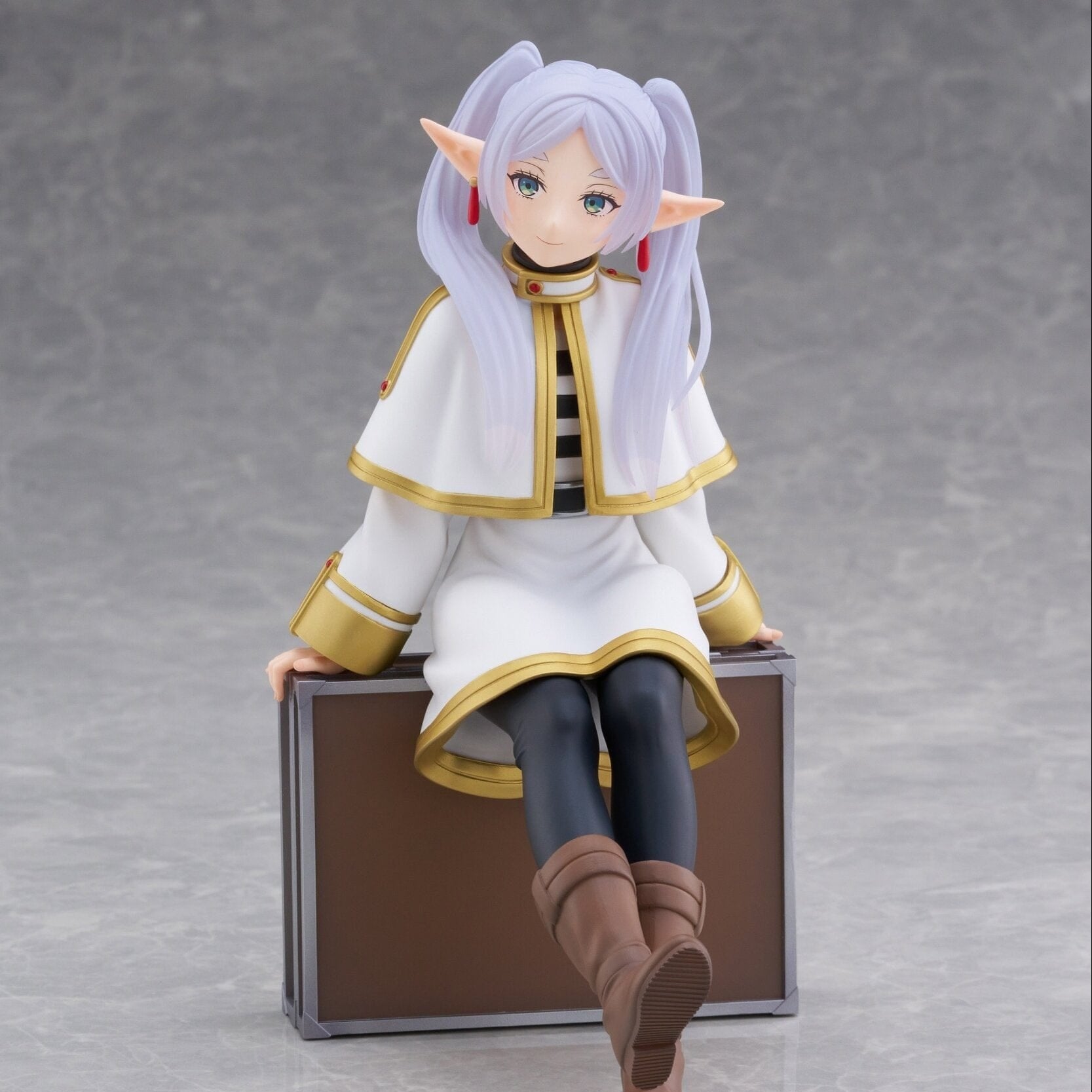 Unity Frieren: Beyond Journey's End - Frieren Trunk Case Ver. Desktop Figure Kawaii Gifts 840342404032