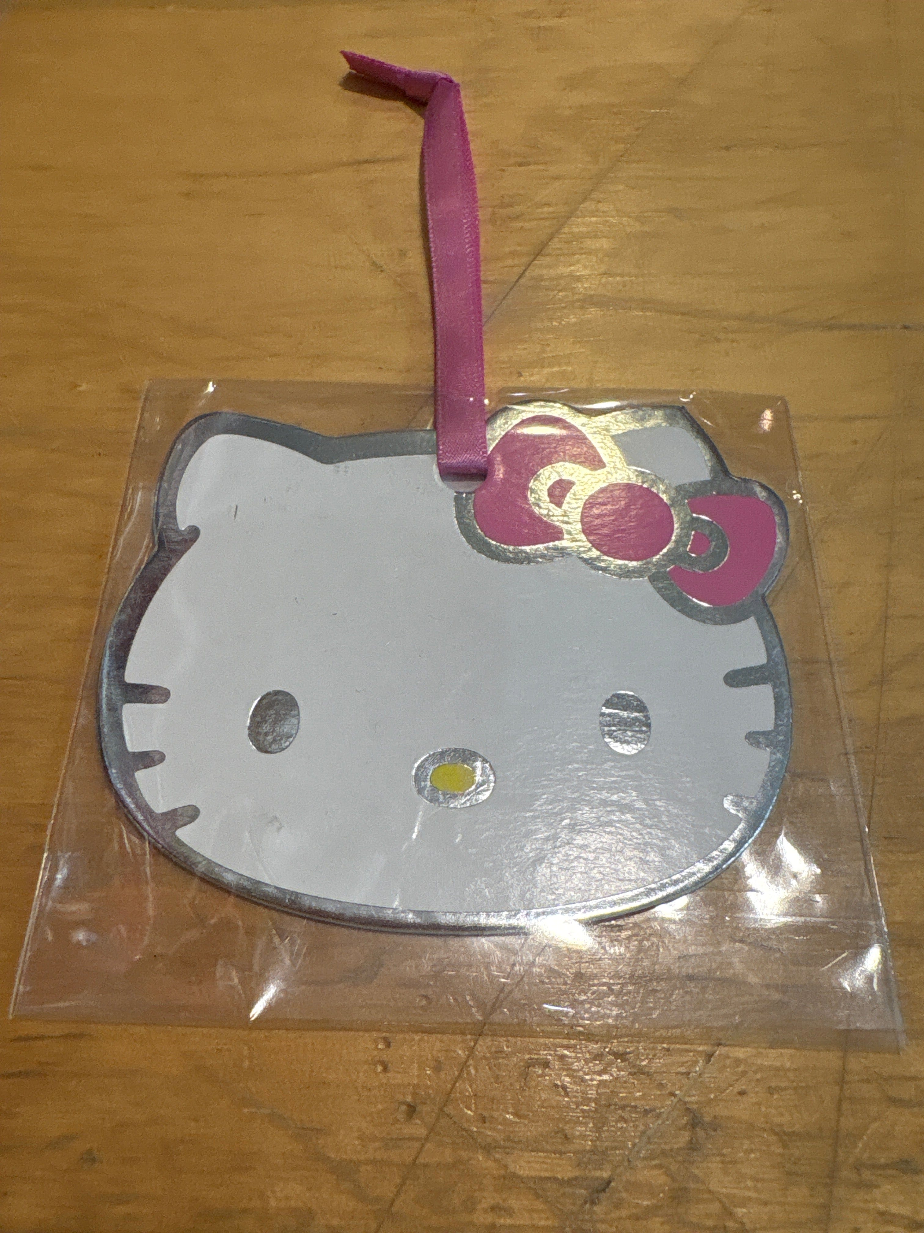 Weactive MESSAGE TAG Hello Kitty Kawaii Gifts 881780575342