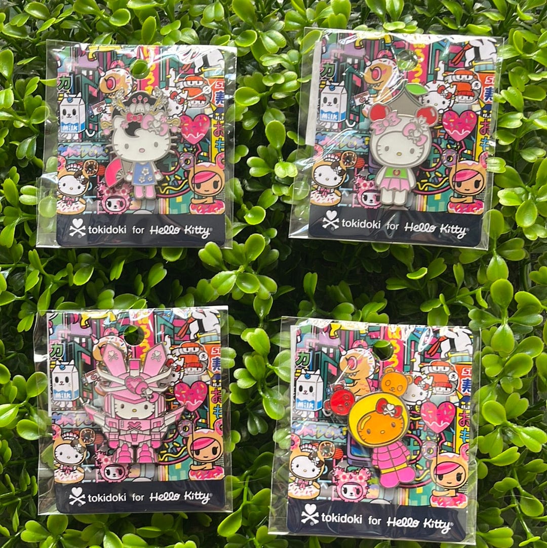 Weactive tokidoki x Hello Kitty Midnight Metropolis Pin Badges Kawaii Gifts