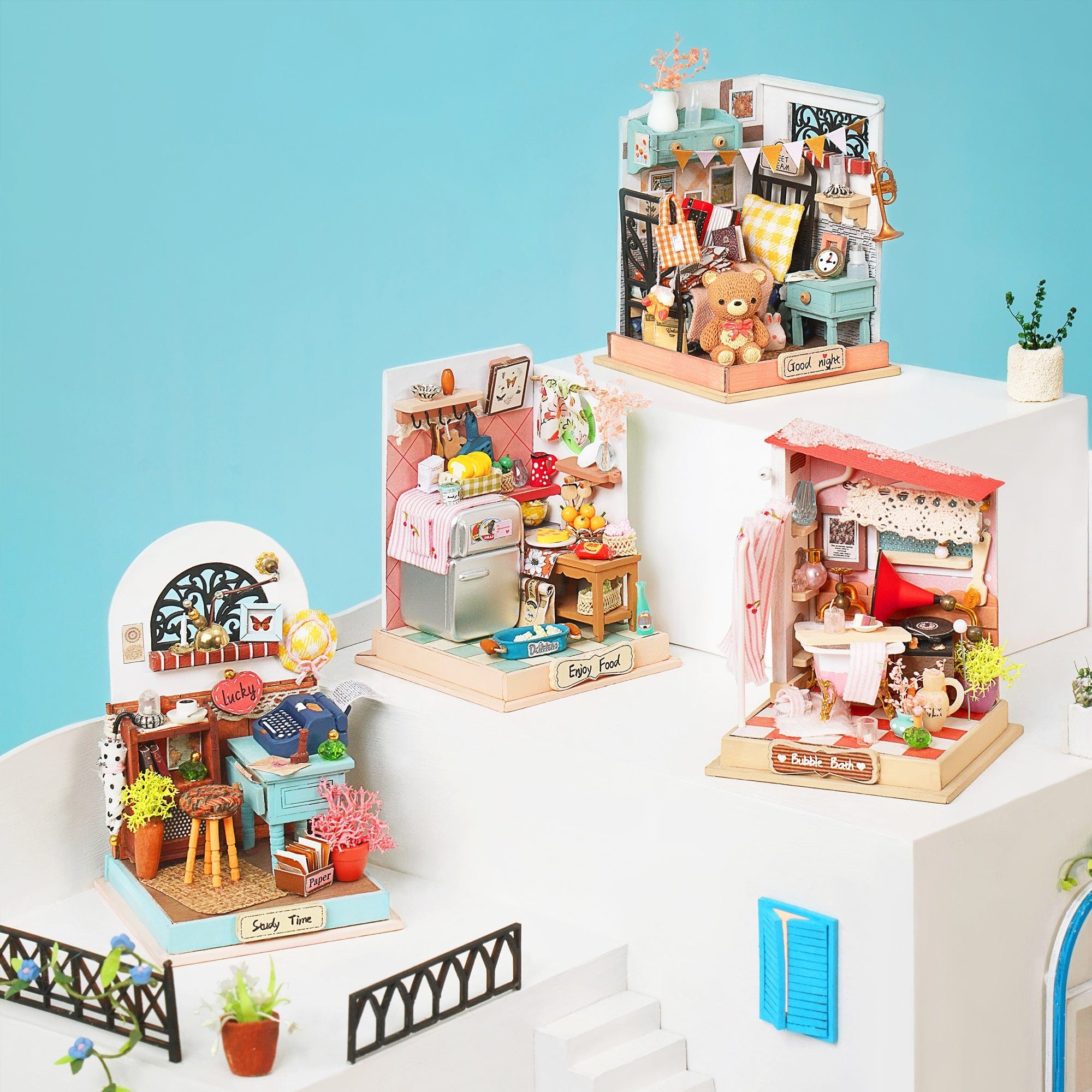 Hands Craft DS016, DIY Palm-Sized Miniature Dollhouse Kit: Sweet Dream (Bedroom) Kawaii Gifts 850026738322