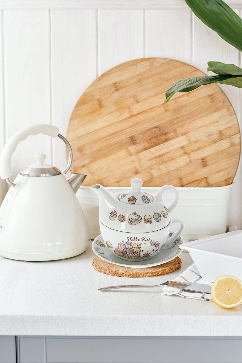 Reliancegifts Limited Hello Kitty Cup, Saucer And Kettle Set-kitty Cat Cup-o-Potts Kawaii Gifts 5055263905857