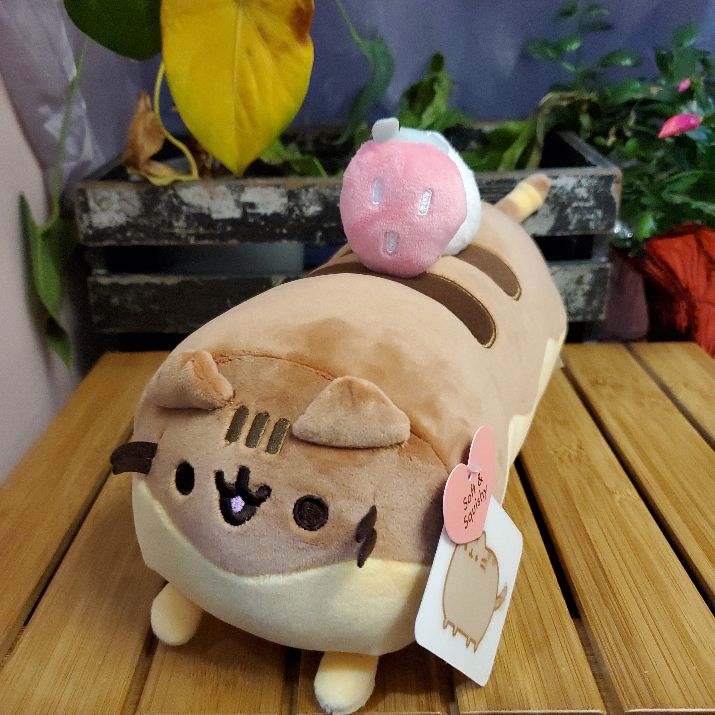 Spin Master Eclair Pusheen Dessert 11" Squisheen Plush Kawaii Gifts 778988447468