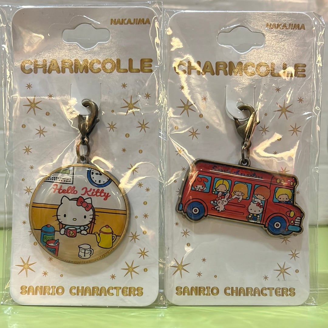 Weactive Retro 70s Charm Collection: Hello Kitty Kawaii Gifts